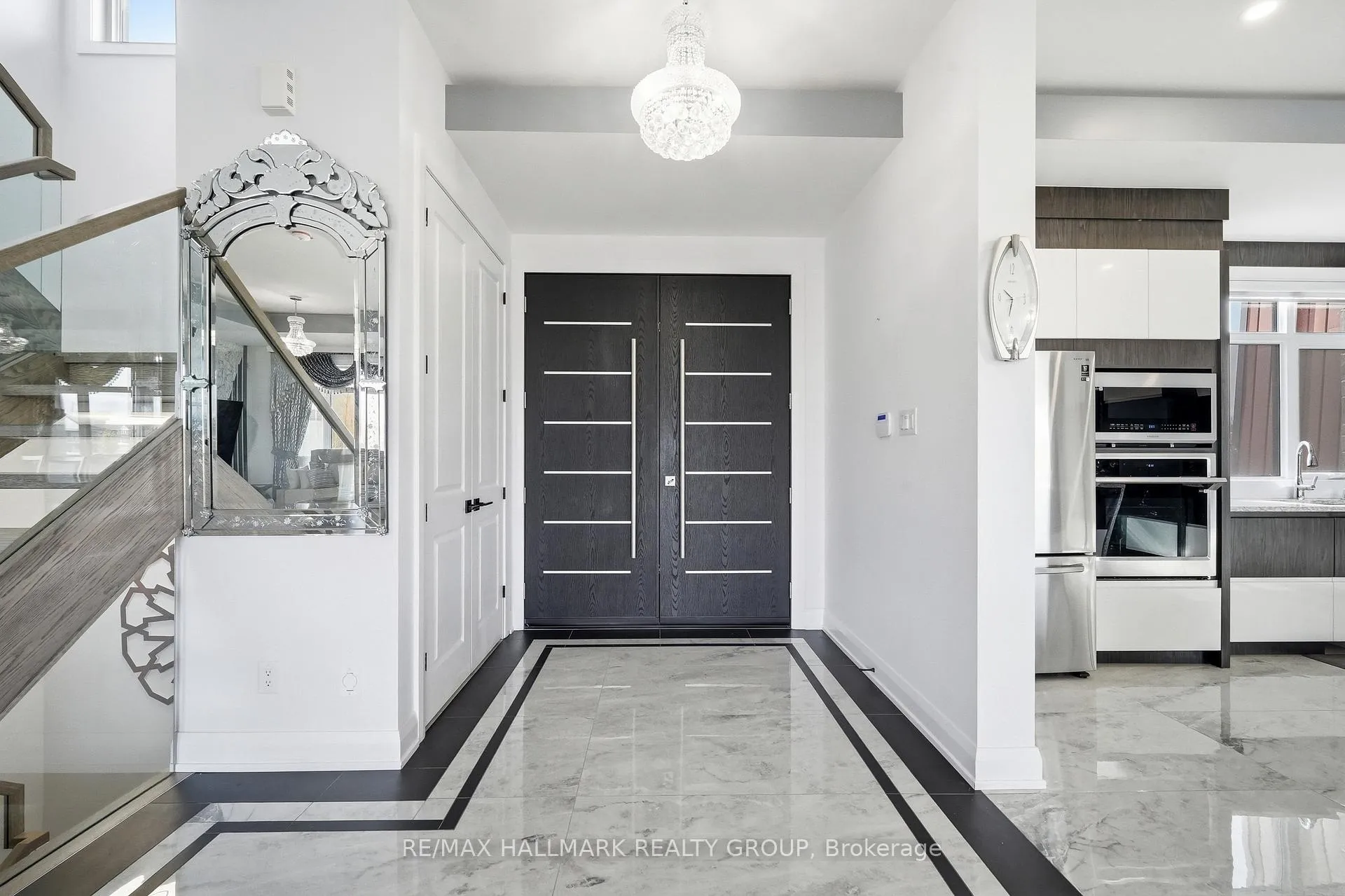 Photo 5 of 225 Summerview Terrace, Ottawa, Greely — HOMEH