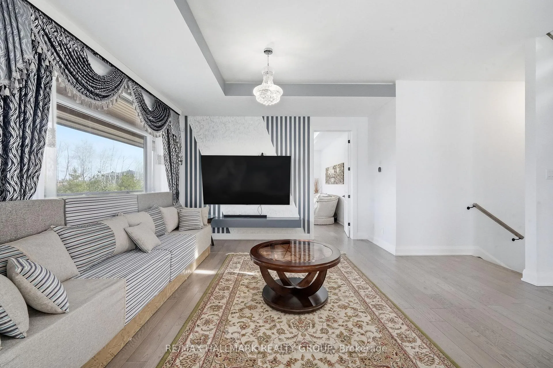 Photo 13 of 225 Summerview Terrace, Ottawa, Greely — HOMEH