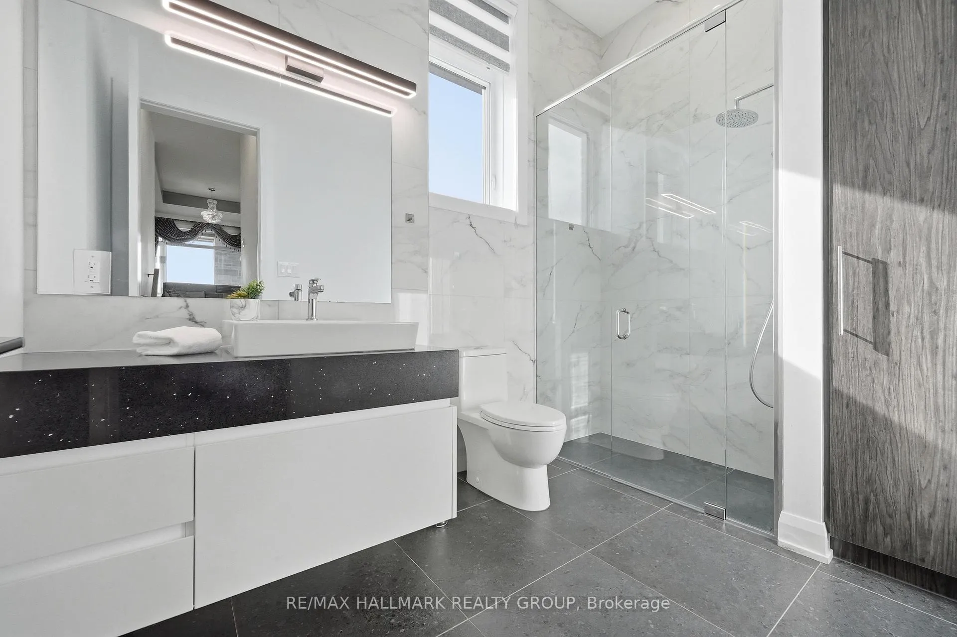 Photo 18 of 225 Summerview Terrace, Ottawa, Greely — HOMEH