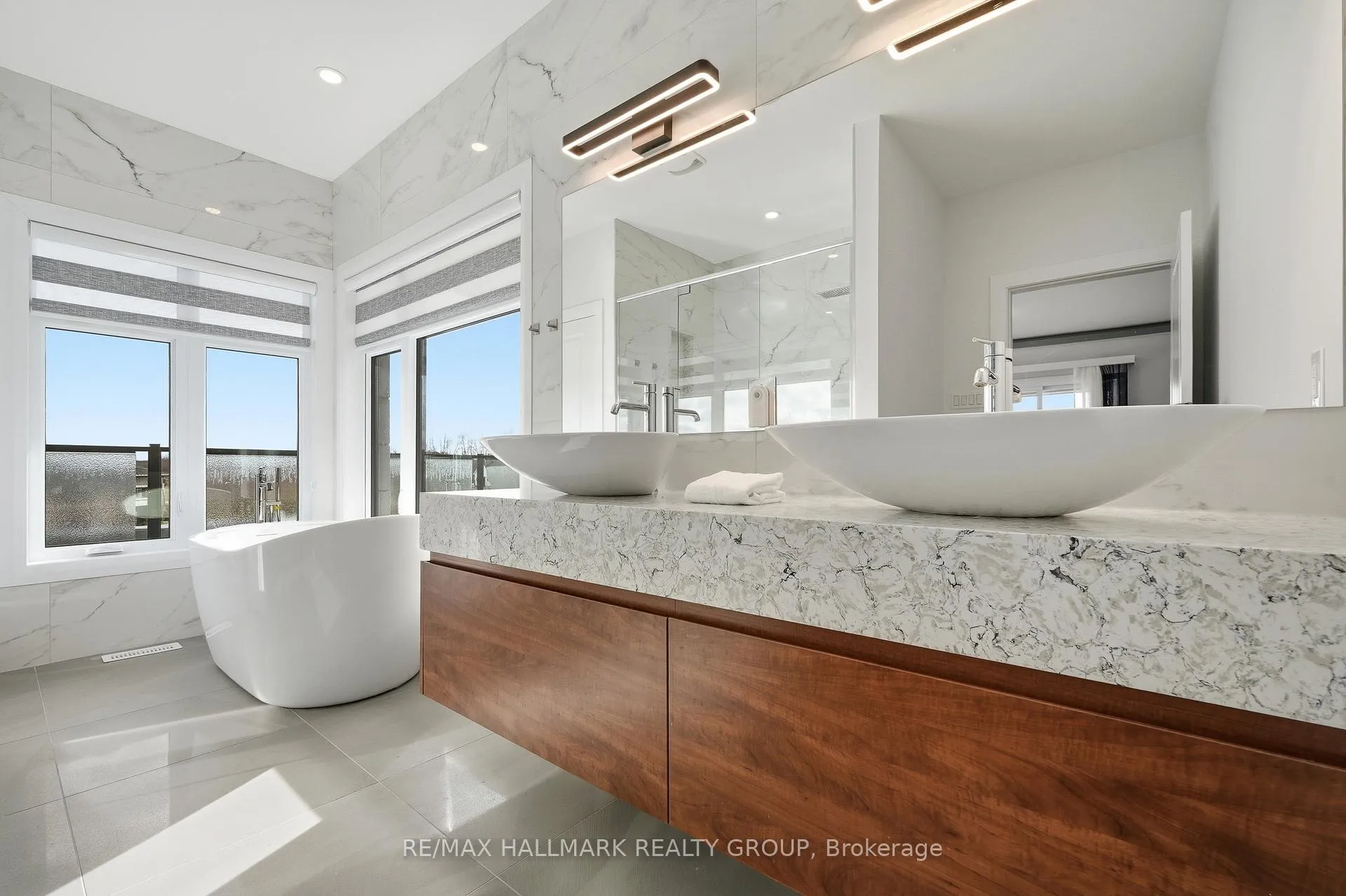 Photo 27 of 225 Summerview Terrace, Ottawa, Greely — HOMEH