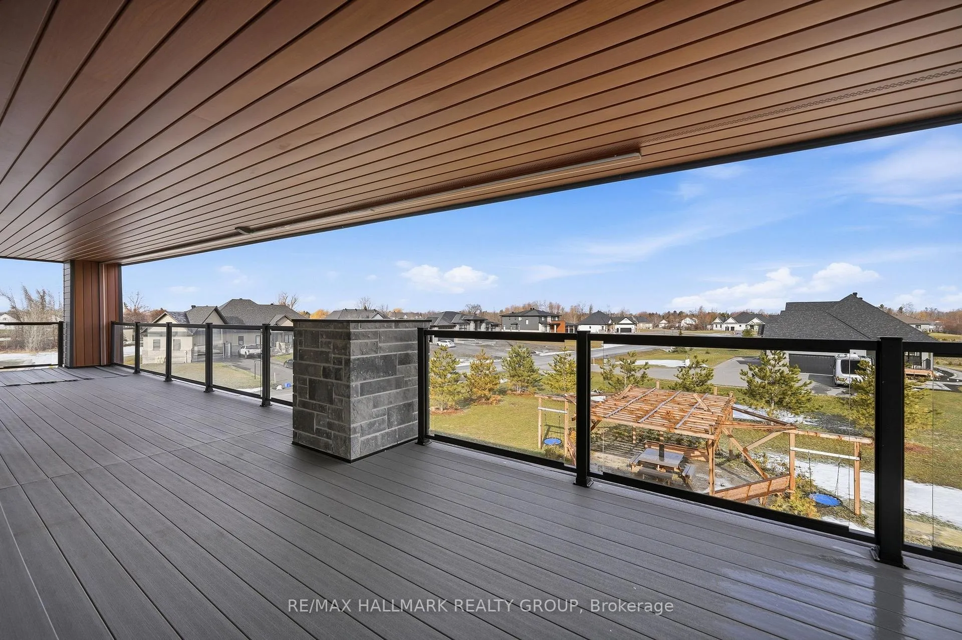 Photo 32 of 225 Summerview Terrace, Ottawa, Greely — HOMEH