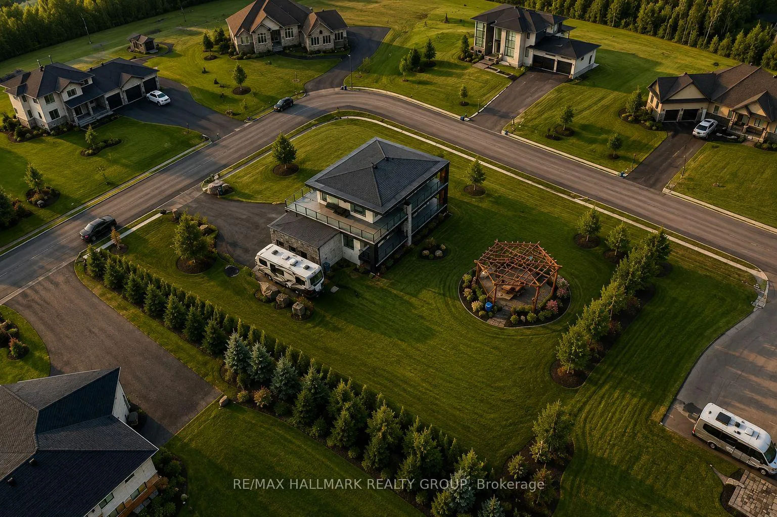 Photo 47 of 225 Summerview Terrace, Ottawa, Greely — HOMEH