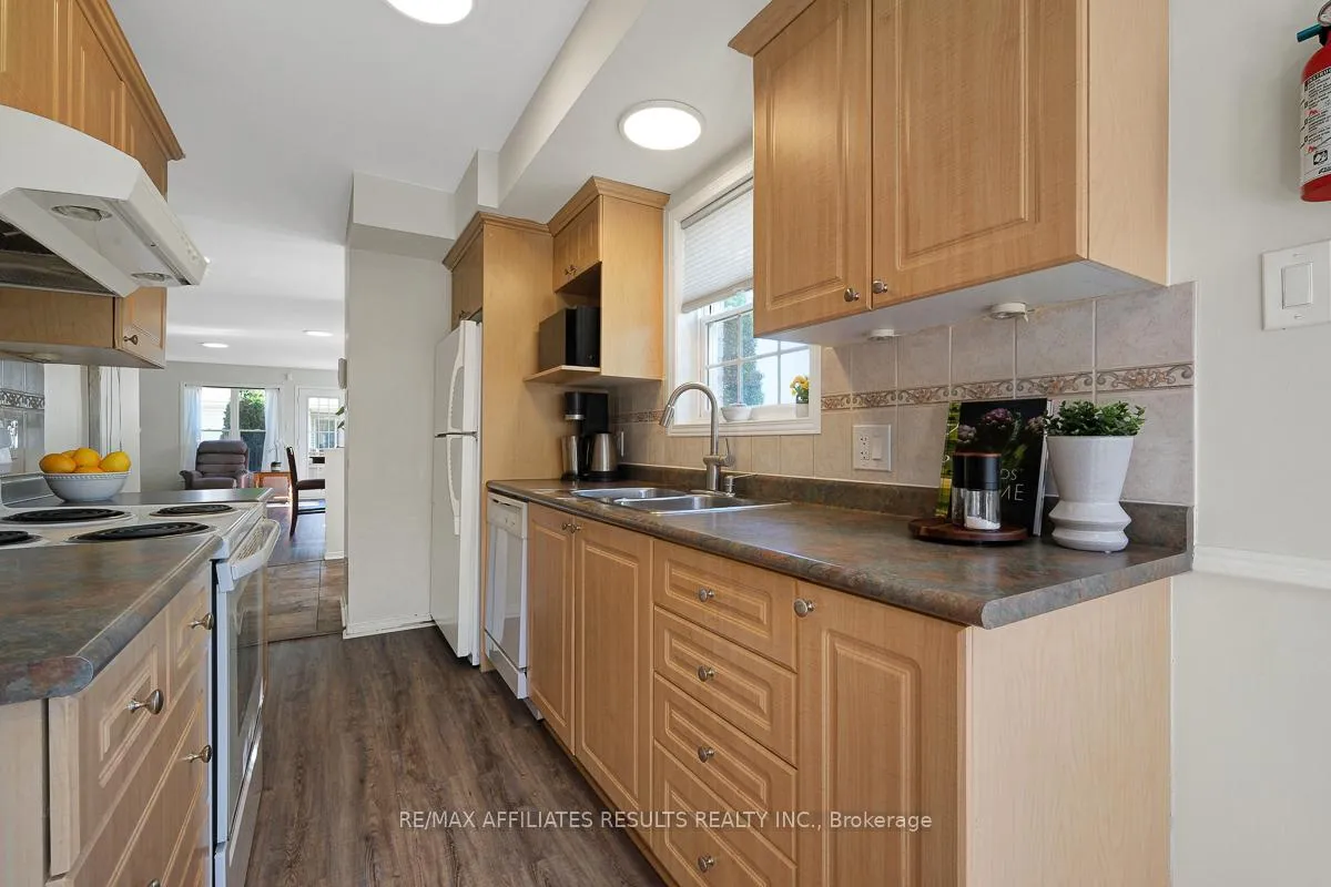 Photo 18 of 254 Westvalley Private, Ottawa, Brookfield Gardens — HOMEH