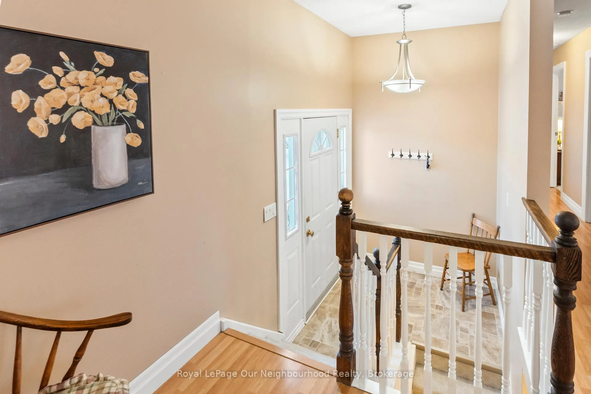 Photo 9 of 909 Whitefield Drive, Peterborough, Otonabee Ward 1 — HOMEH
