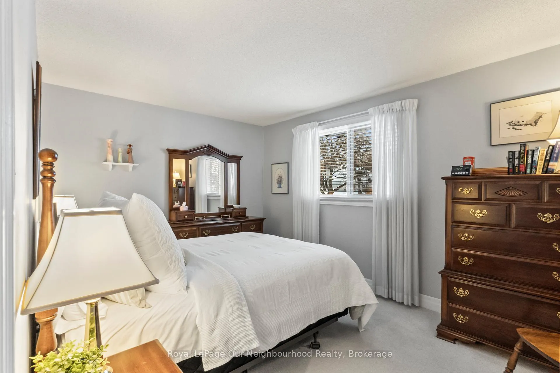Photo 20 of 909 Whitefield Drive, Peterborough, Otonabee Ward 1 — HOMEH
