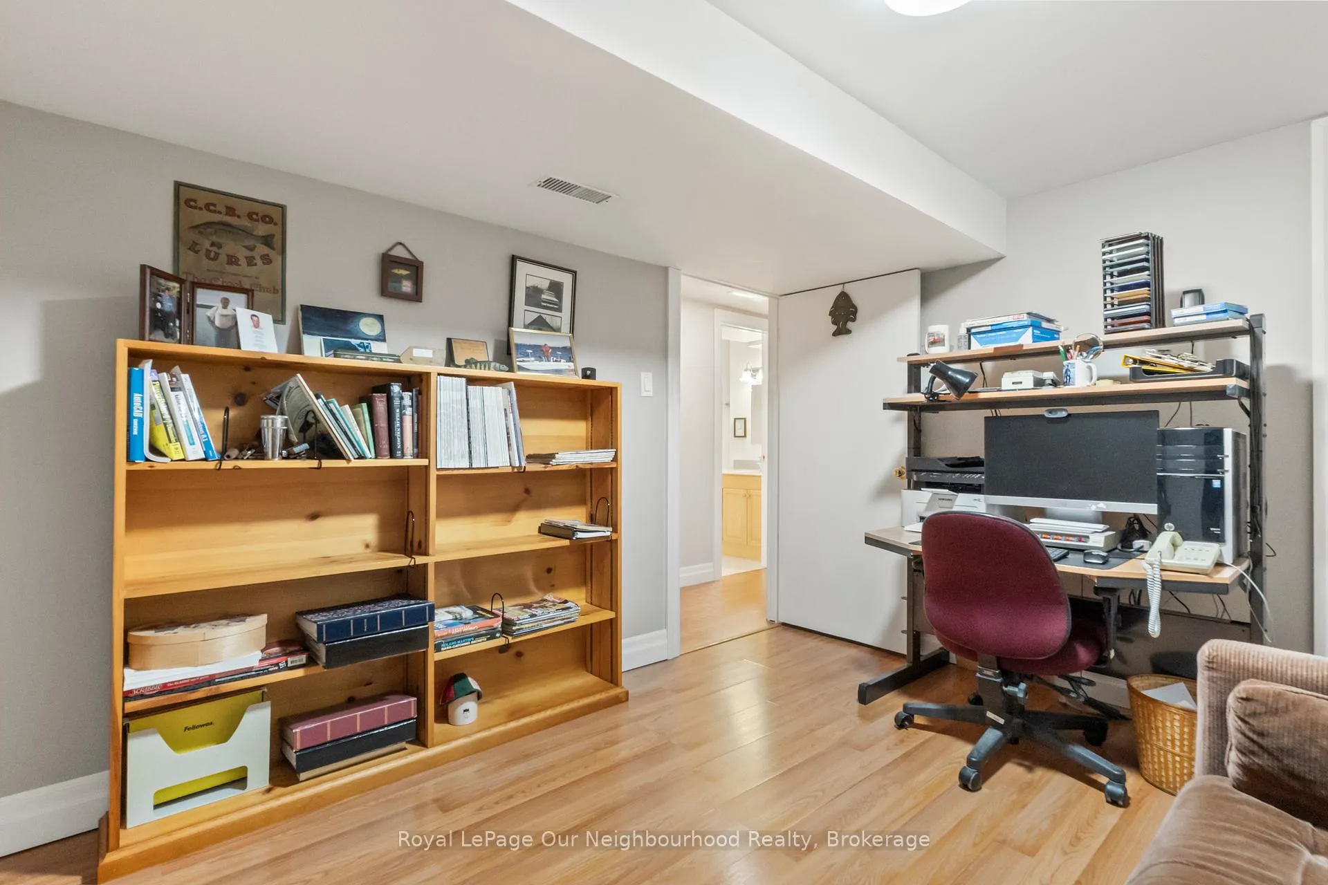 Photo 33 of 909 Whitefield Drive, Peterborough, Otonabee Ward 1 — HOMEH