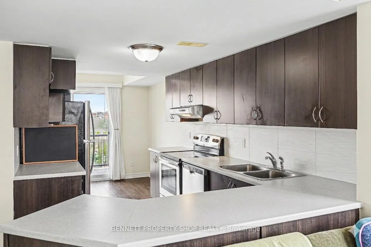 Photo 6 of Unit D, 599 Chapman Mills Drive, Ottawa, Barrhaven - Strandherd — HOMEH