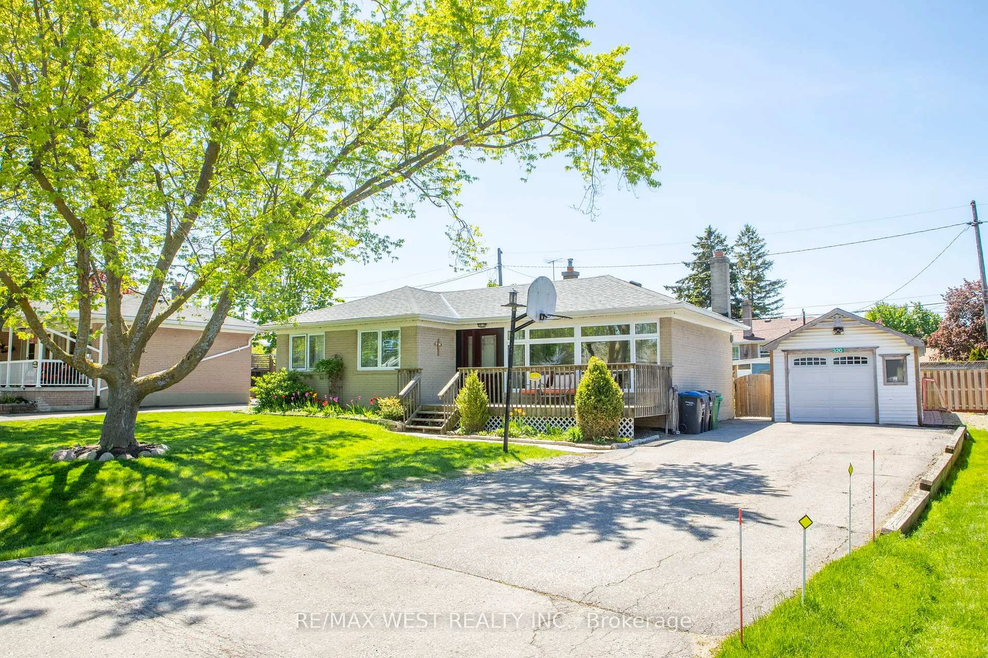 Photo 3 of 320 Pearl Street, Caledon, Bolton West — HOMEH