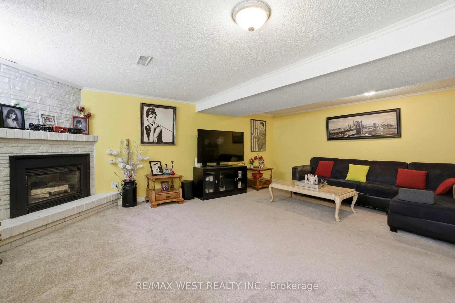 Photo 20 of 320 Pearl Street, Caledon, Bolton West — HOMEH
