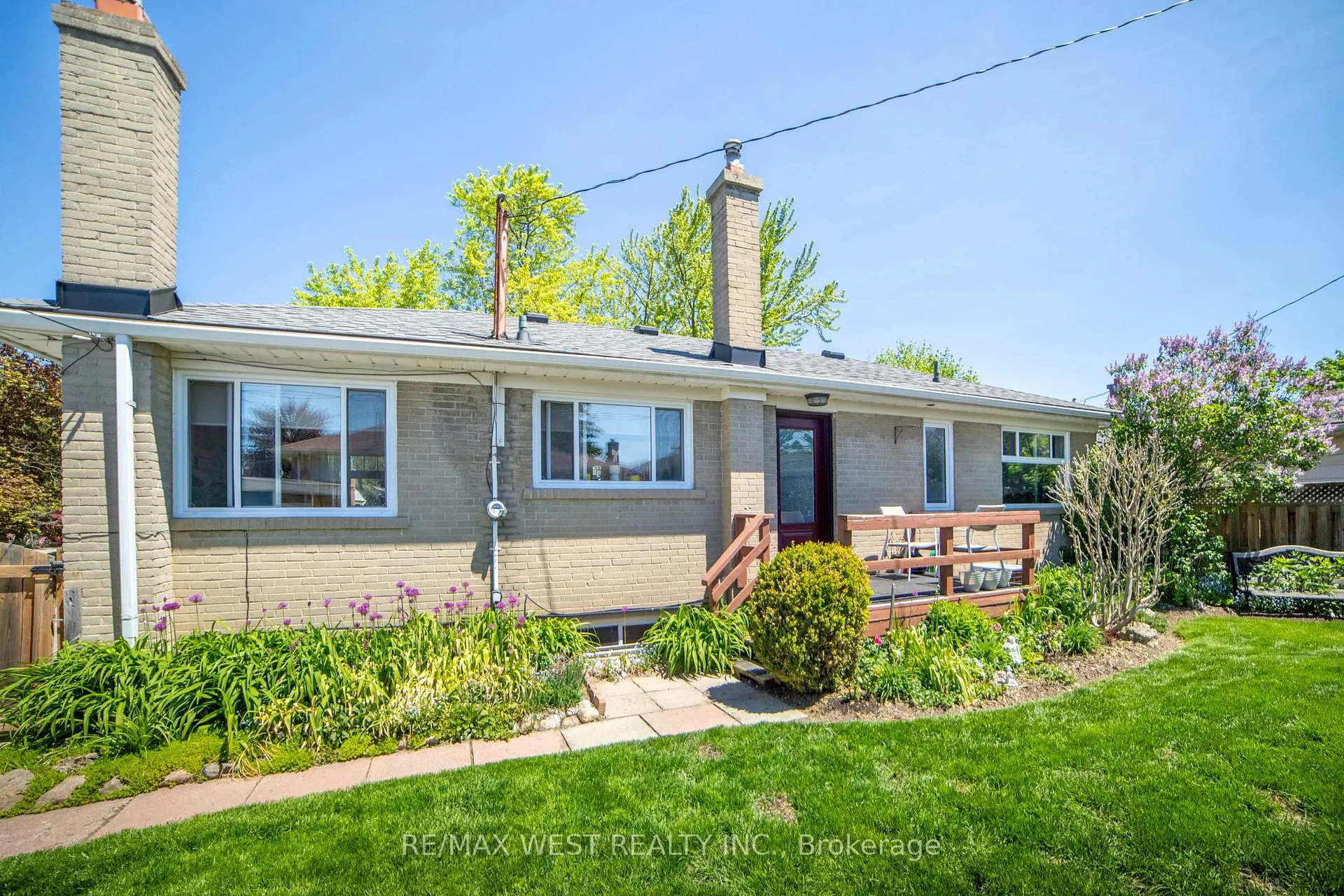 Photo 28 of 320 Pearl Street, Caledon, Bolton West — HOMEH
