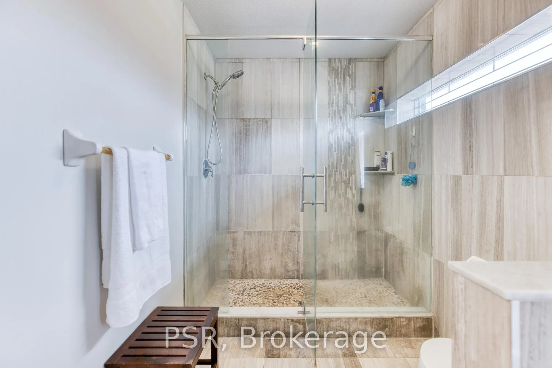 Photo 28 of 168 Ladyslipper Drive, Waterloo — HOMEH