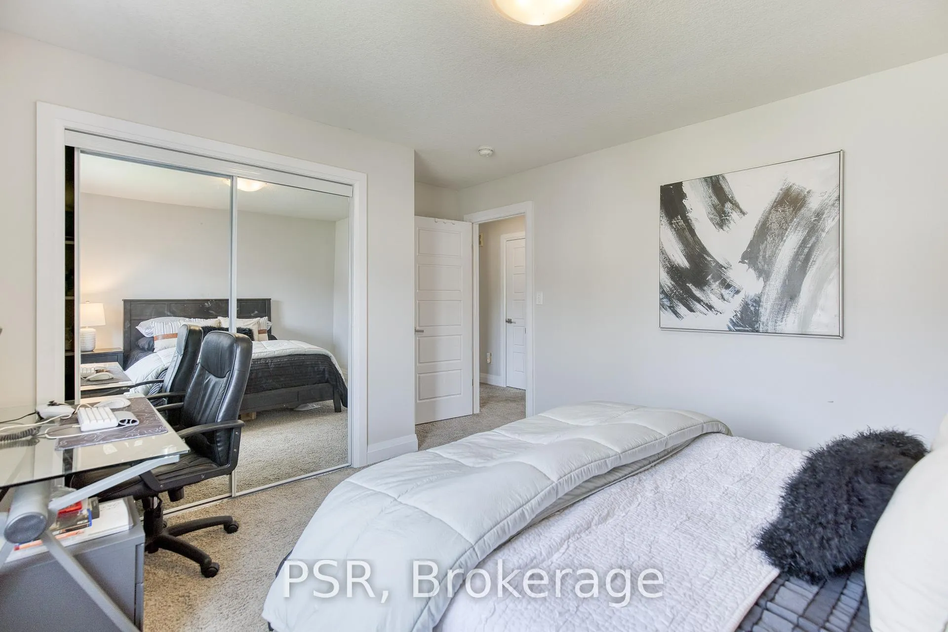 Photo 32 of 168 Ladyslipper Drive, Waterloo — HOMEH