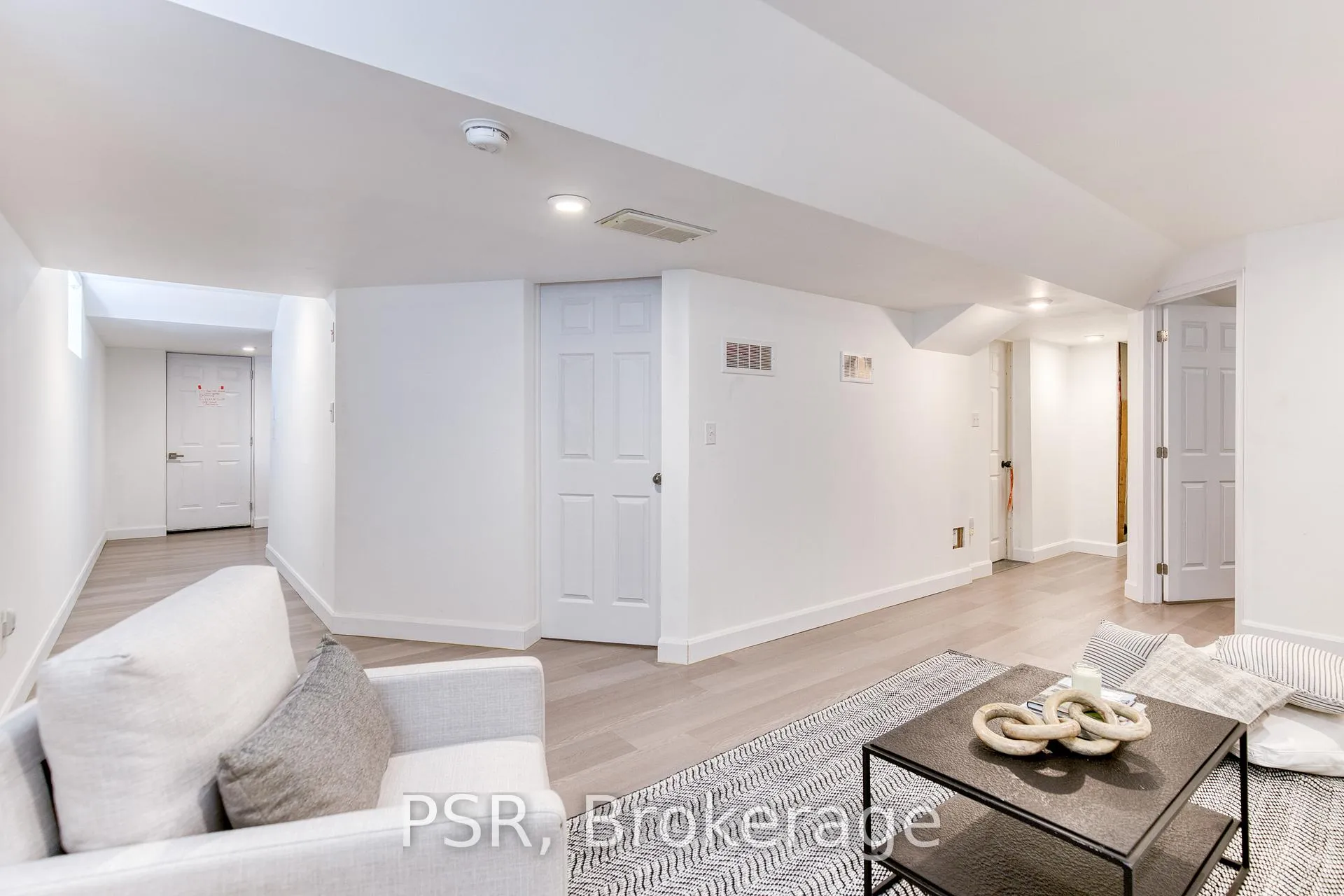 Photo 38 of 168 Ladyslipper Drive, Waterloo — HOMEH