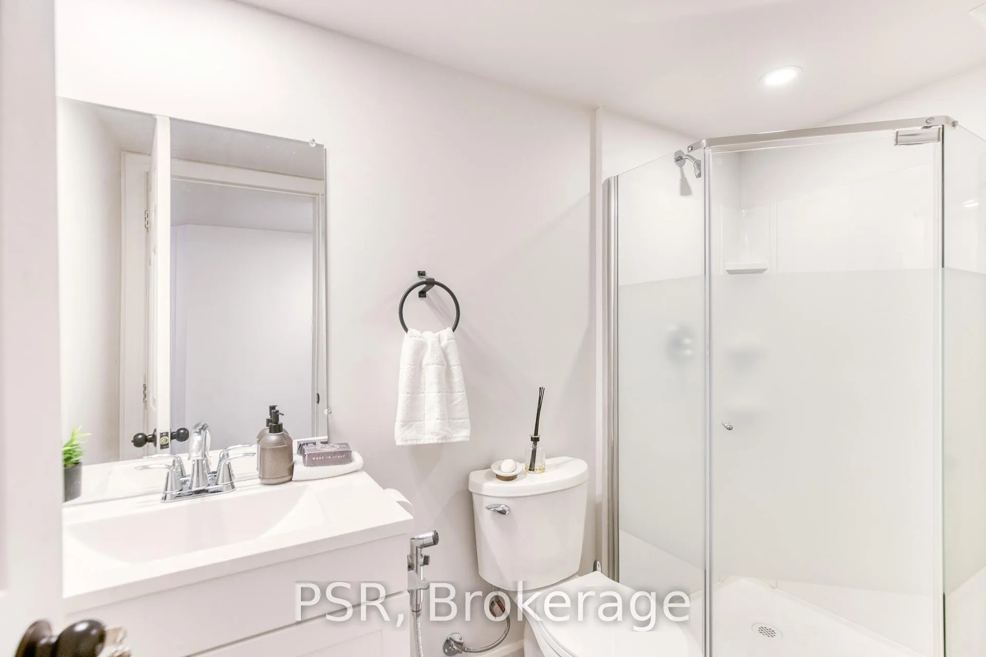 Photo 42 of 168 Ladyslipper Drive, Waterloo — HOMEH
