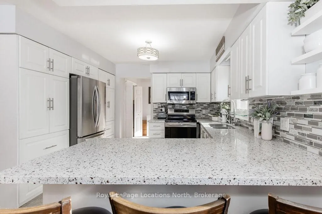 Photo 17 of 1180 River Road W, Wasaga Beach — HOMEH