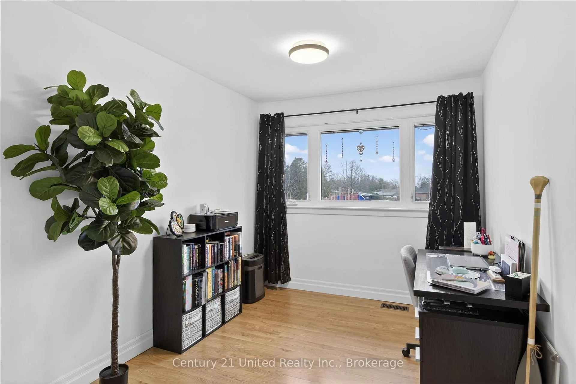 Photo 13 of 578 Hillside Street, Peterborough, Northcrest Ward 5 — HOMEH