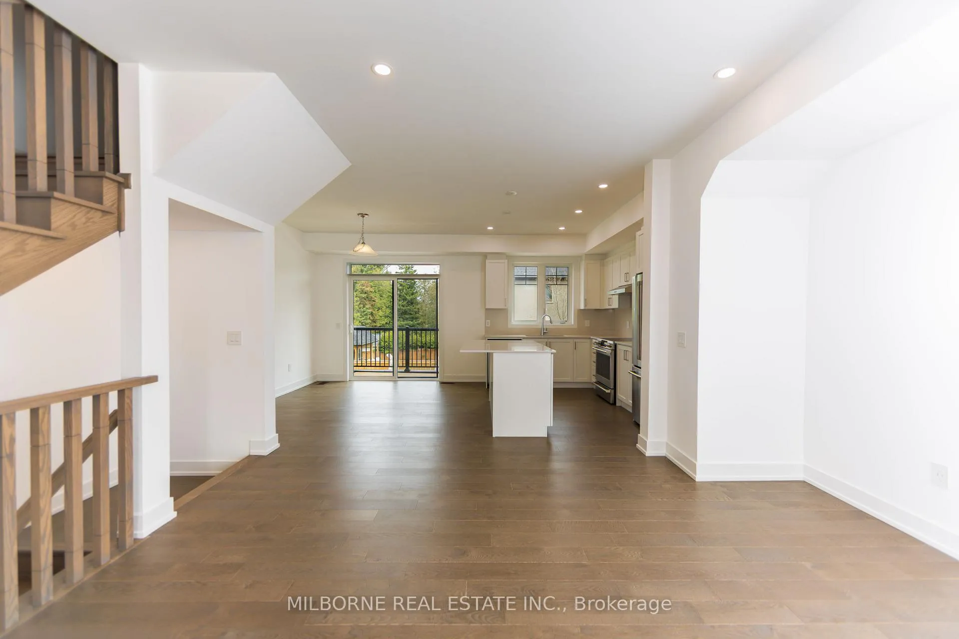 Photo 23 of 16 Fred Beaton Place, King, King City — HOMEH