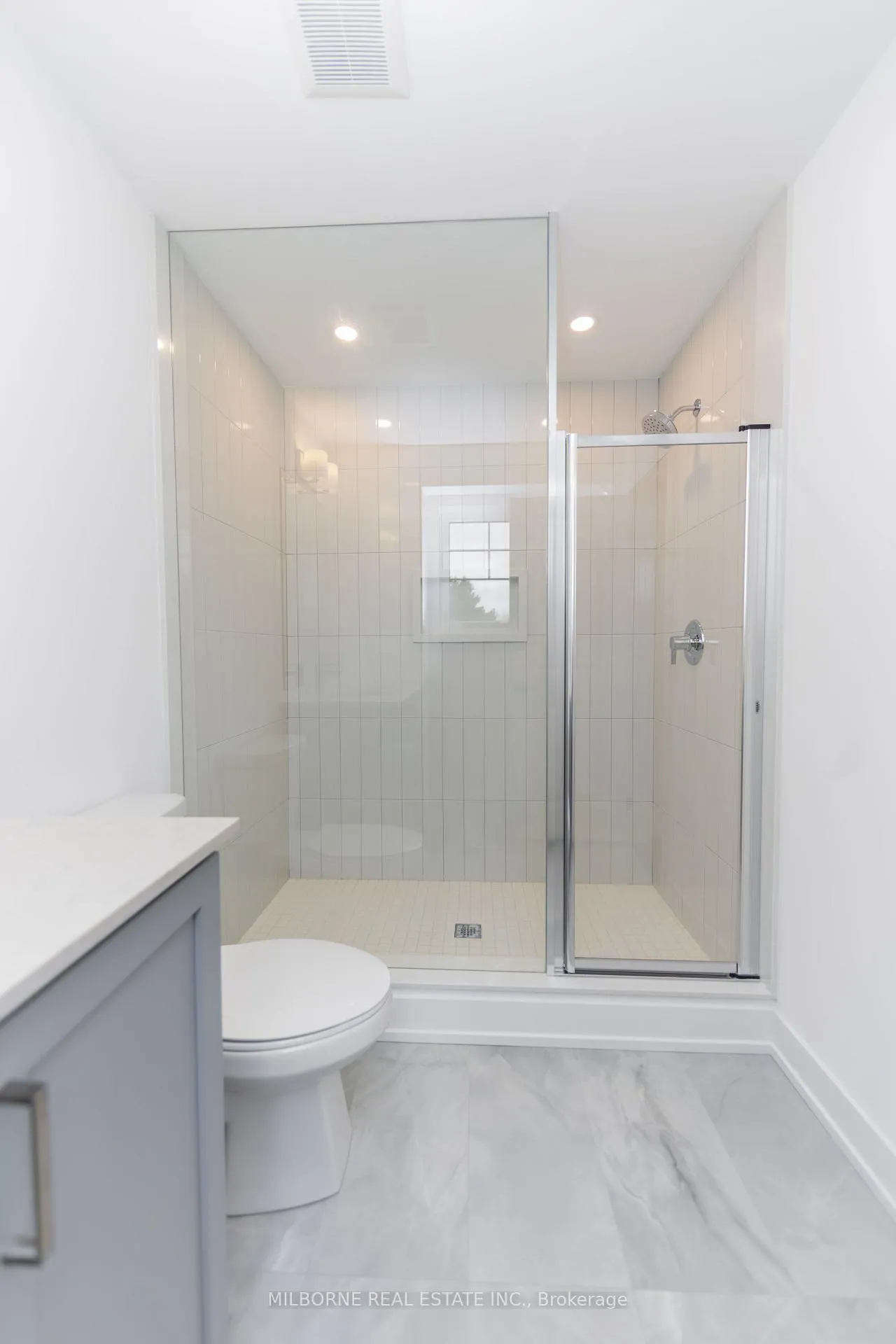 Photo 35 of 16 Fred Beaton Place, King, King City — HOMEH
