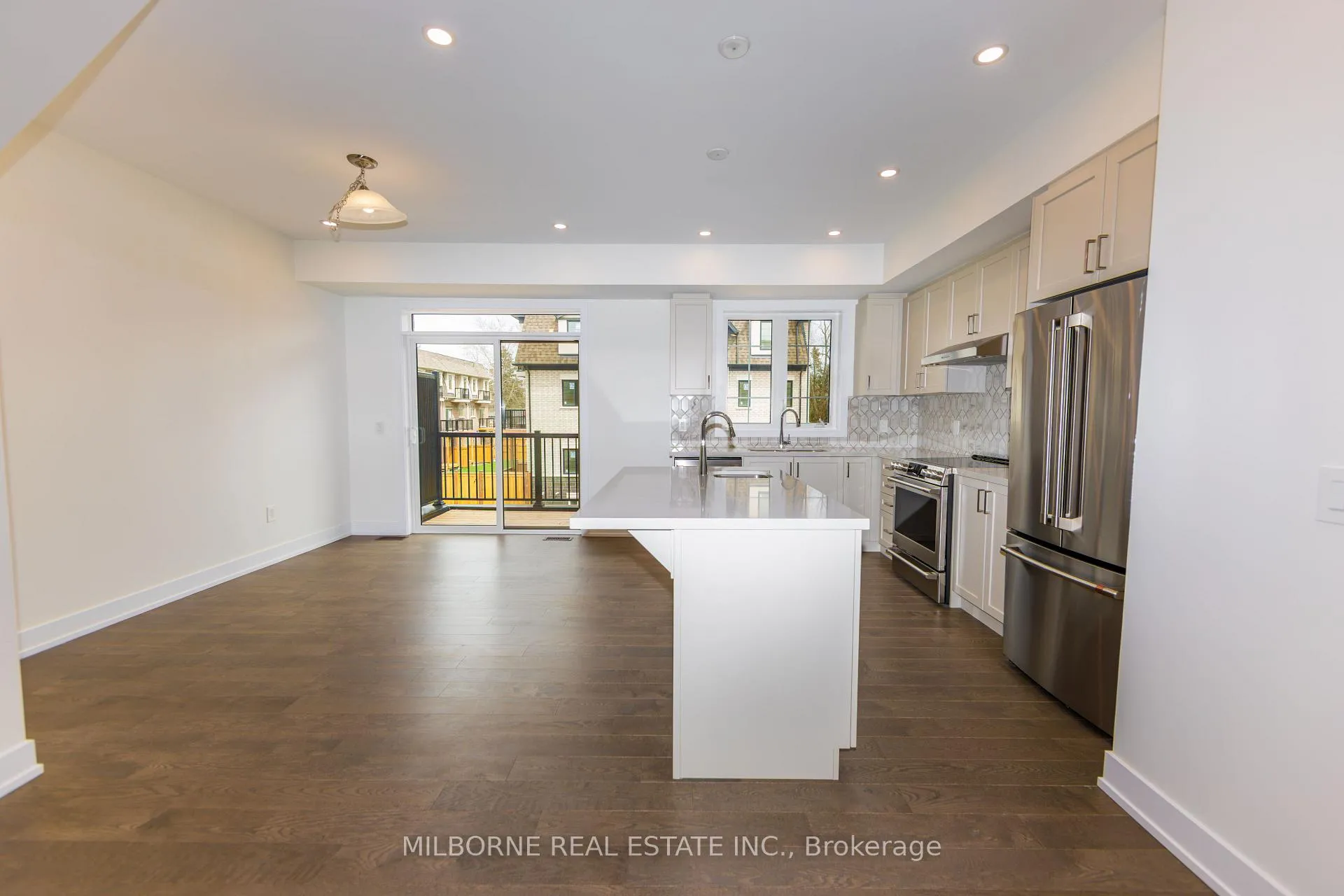 Photo 16 of 28 Fred Beaton Place, King, King City — HOMEH