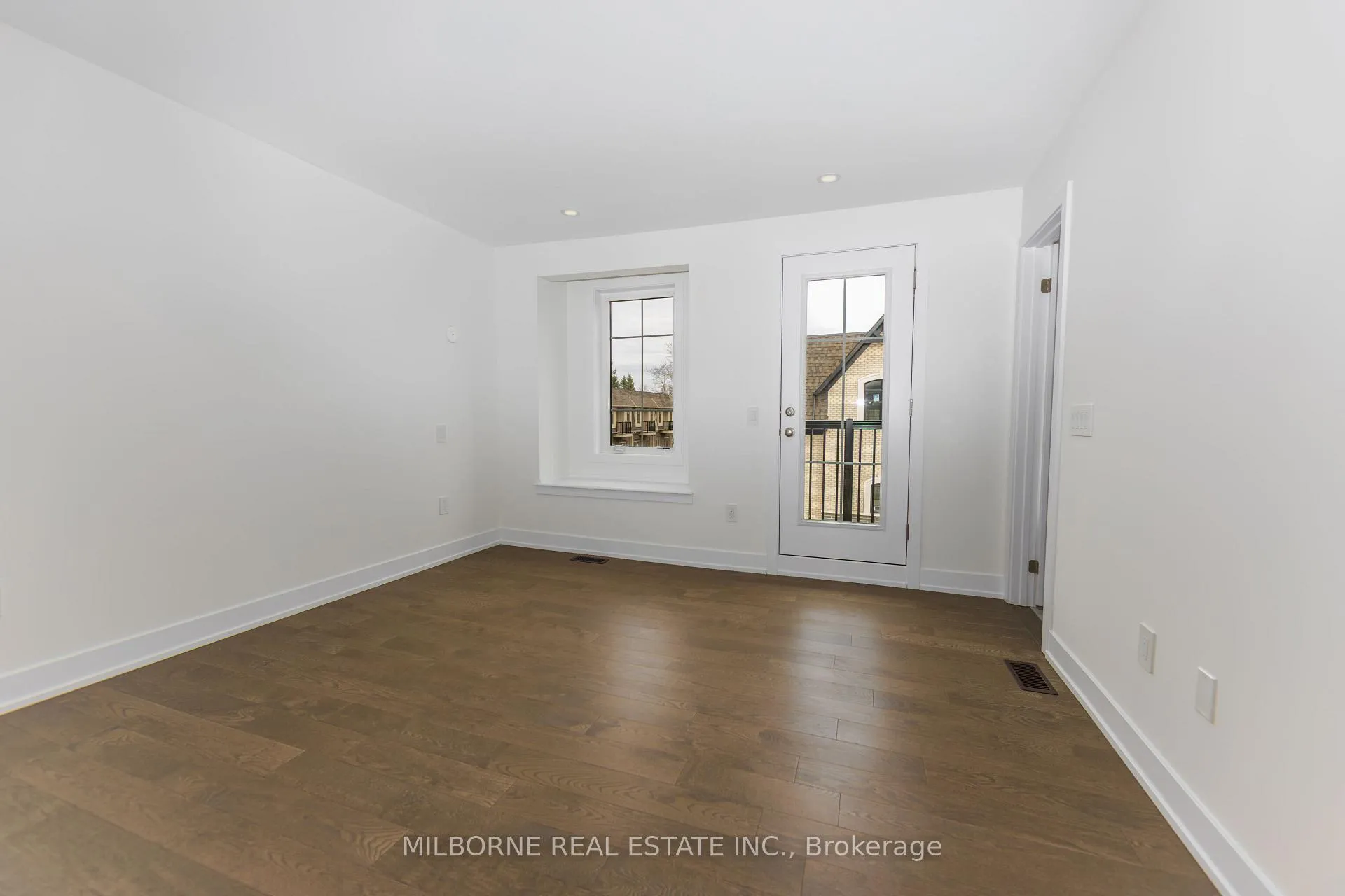 Photo 25 of 28 Fred Beaton Place, King, King City — HOMEH