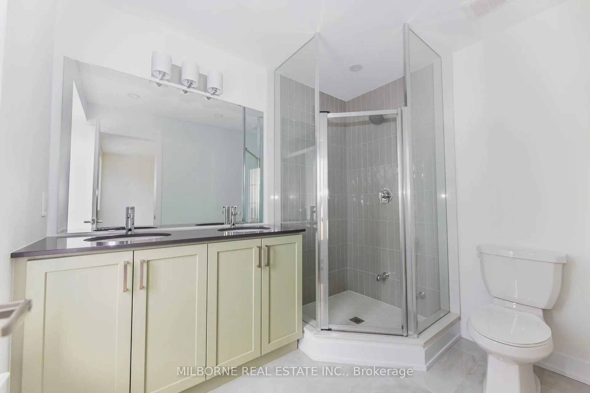 Photo 27 of 28 Fred Beaton Place, King, King City — HOMEH