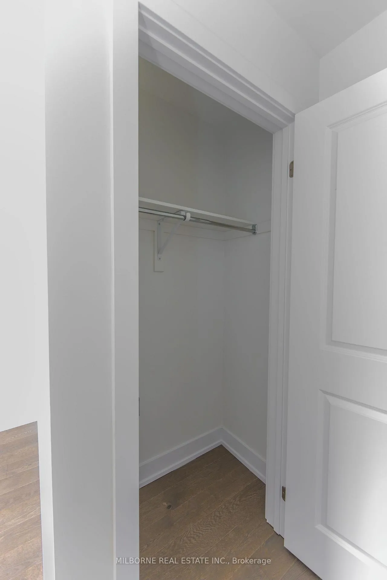 Photo 34 of 28 Fred Beaton Place, King, King City — HOMEH