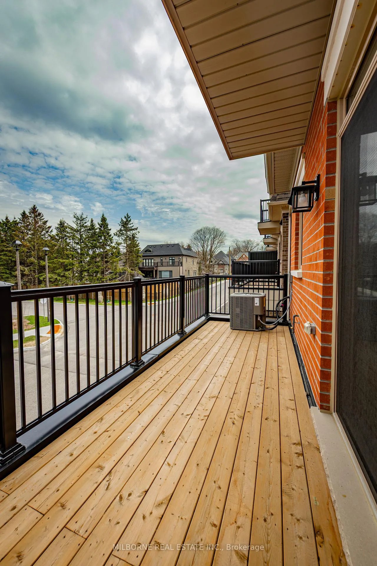 Photo 37 of 28 Fred Beaton Place, King, King City — HOMEH
