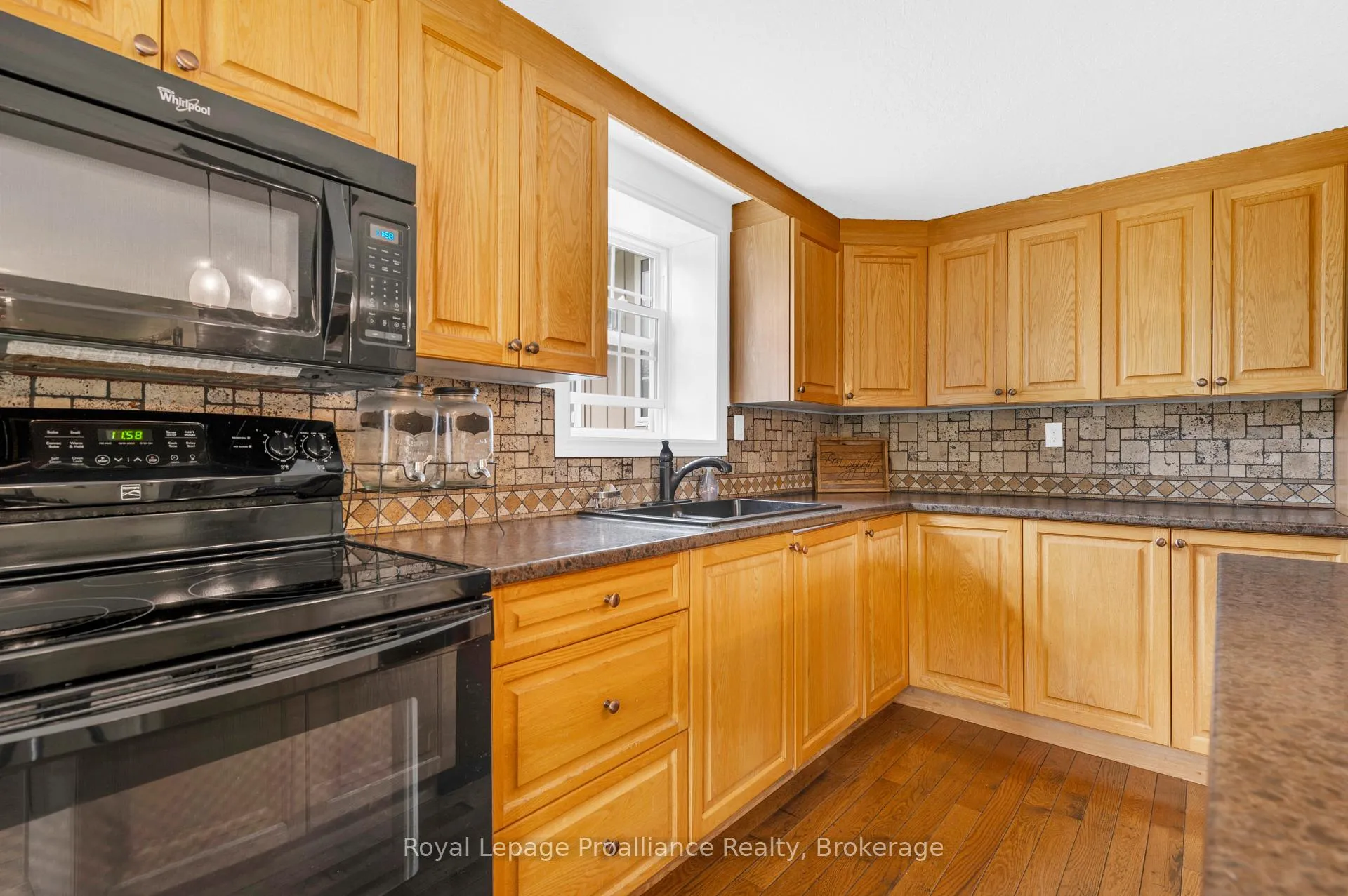 Photo 11 of 526 Old Wooler Road, Brighton, Rural Brighton — HOMEH
