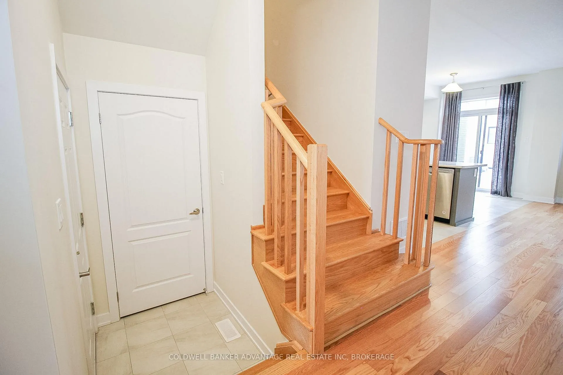 Photo 29 of 77 Keelson Street, Welland, Dain City — HOMEH