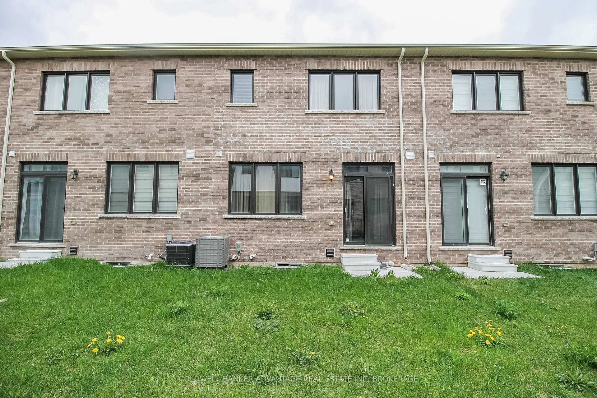 Photo 37 of 77 Keelson Street, Welland, Dain City — HOMEH