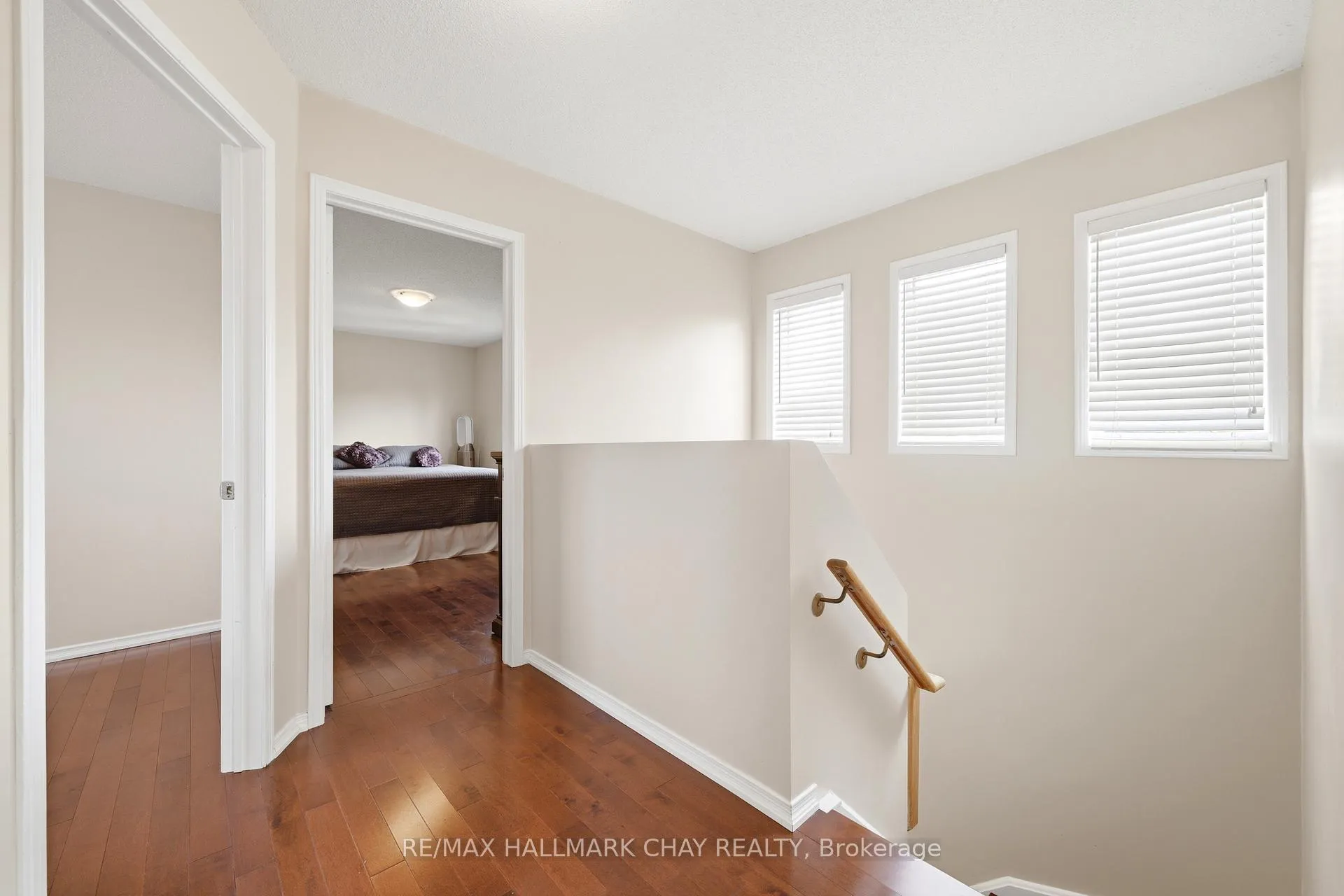 Photo 21 of 14 Dugdale Avenue, New Tecumseth, Beeton — HOMEH