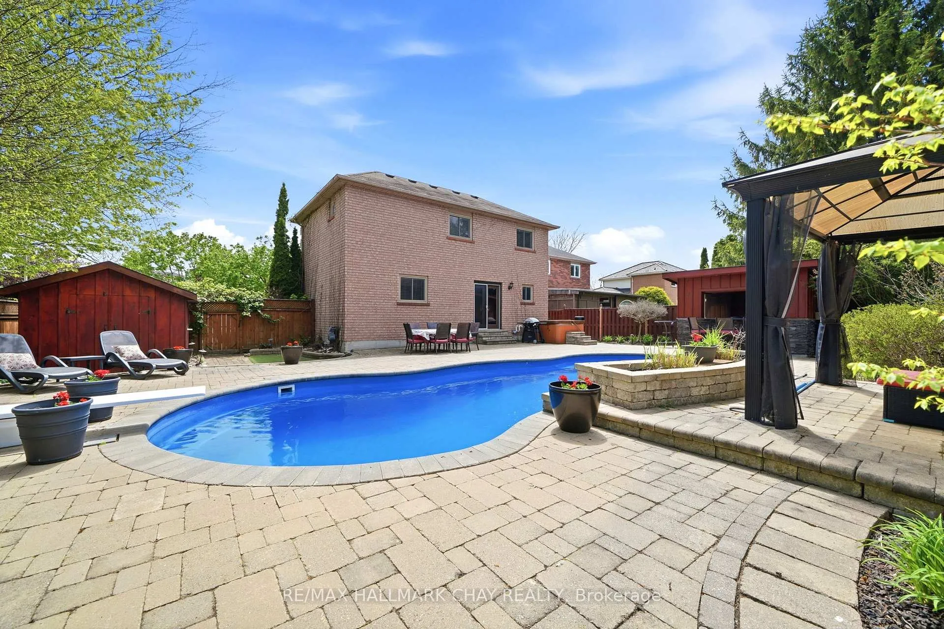 Photo 37 of 14 Dugdale Avenue, New Tecumseth, Beeton — HOMEH
