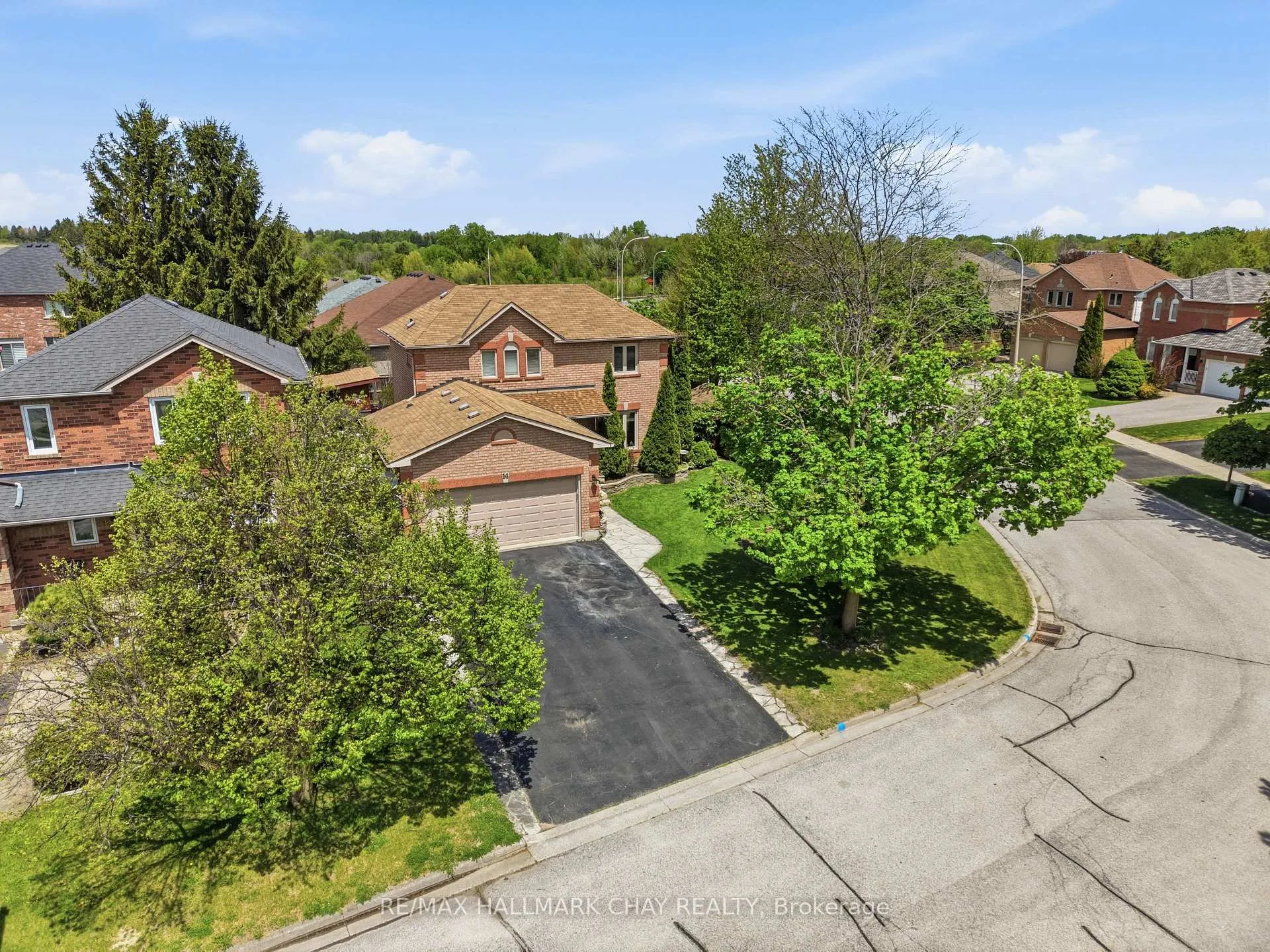 Photo 42 of 14 Dugdale Avenue, New Tecumseth, Beeton — HOMEH
