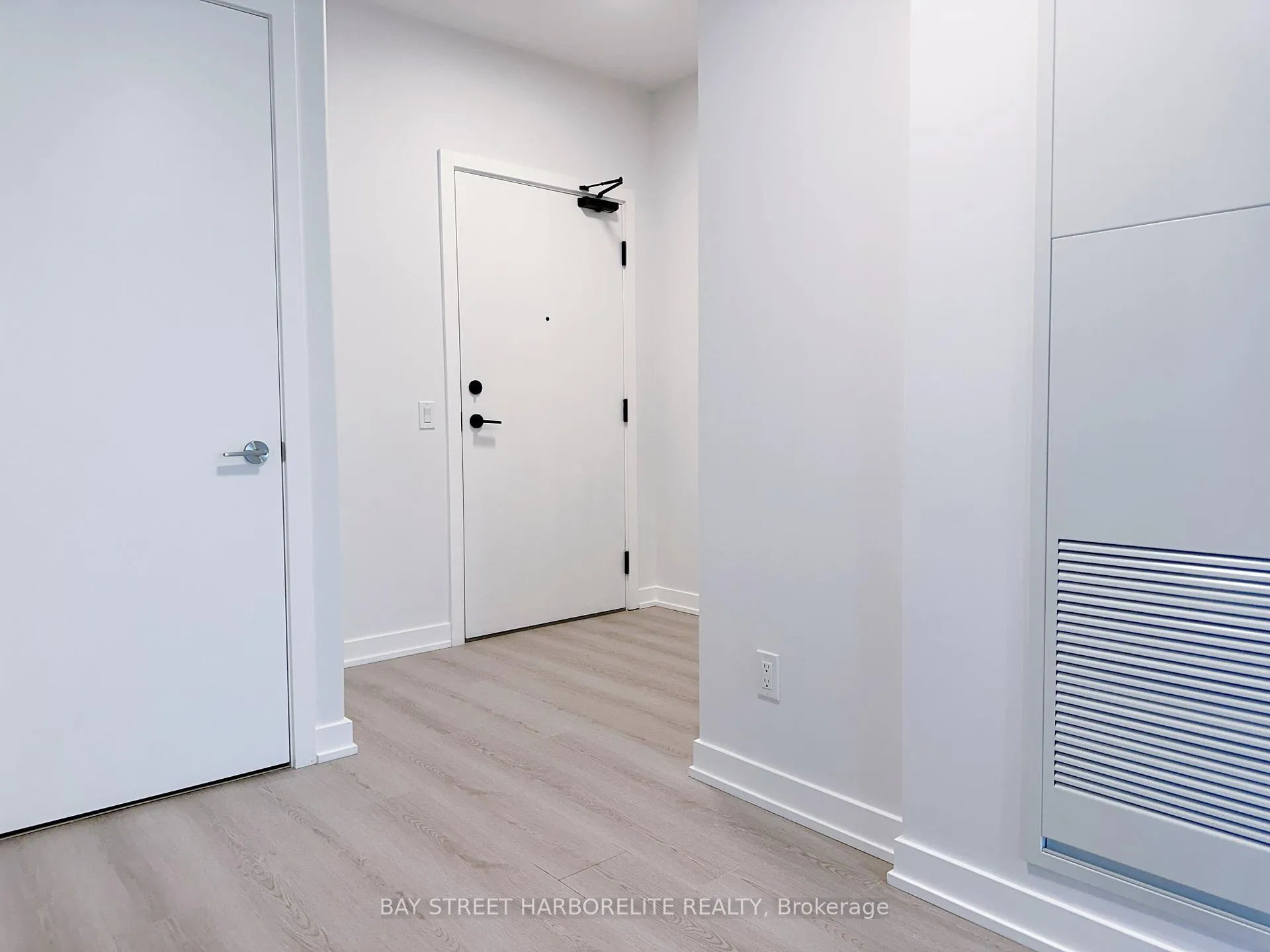 Photo 4 of Unit 603, 100 Queen Street E, Toronto, Church-Yonge Corridor — HOMEH
