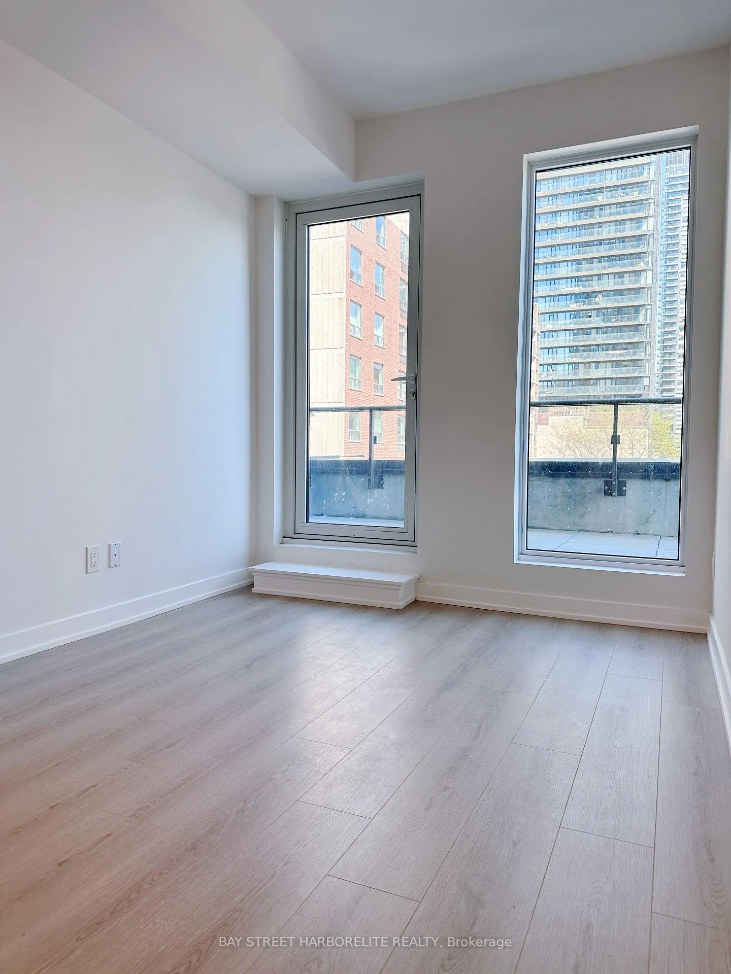 Photo 9 of Unit 603, 100 Queen Street E, Toronto, Church-Yonge Corridor — HOMEH