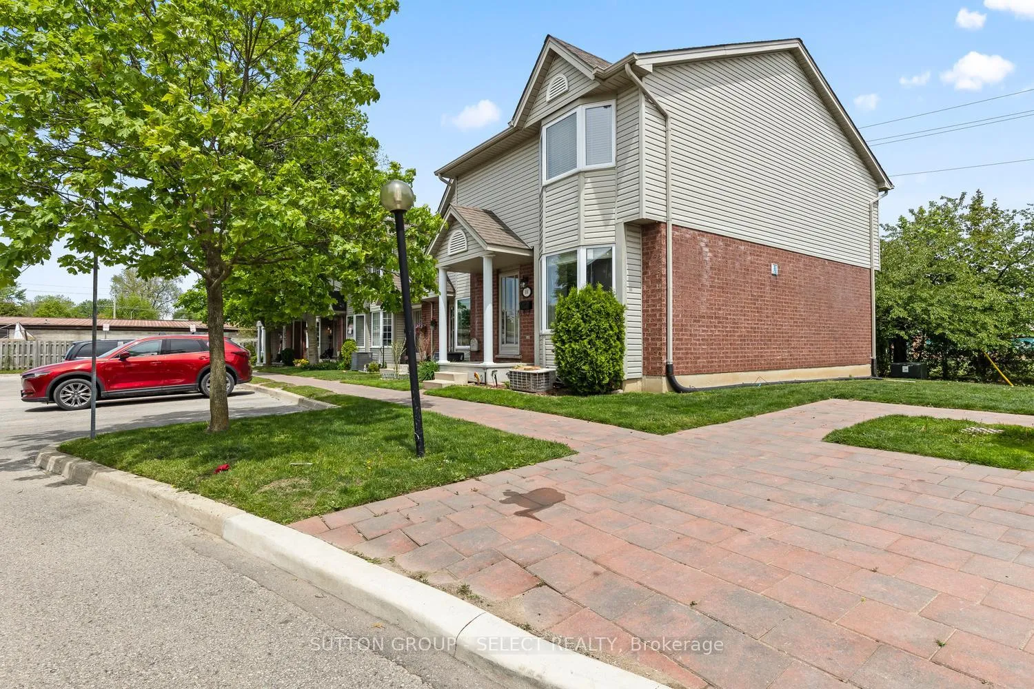 Photo 3 of Unit 16, 20 Kernohan Parkway, London, South D — HOMEH