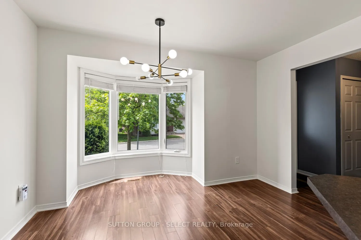 Photo 7 of Unit 16, 20 Kernohan Parkway, London, South D — HOMEH