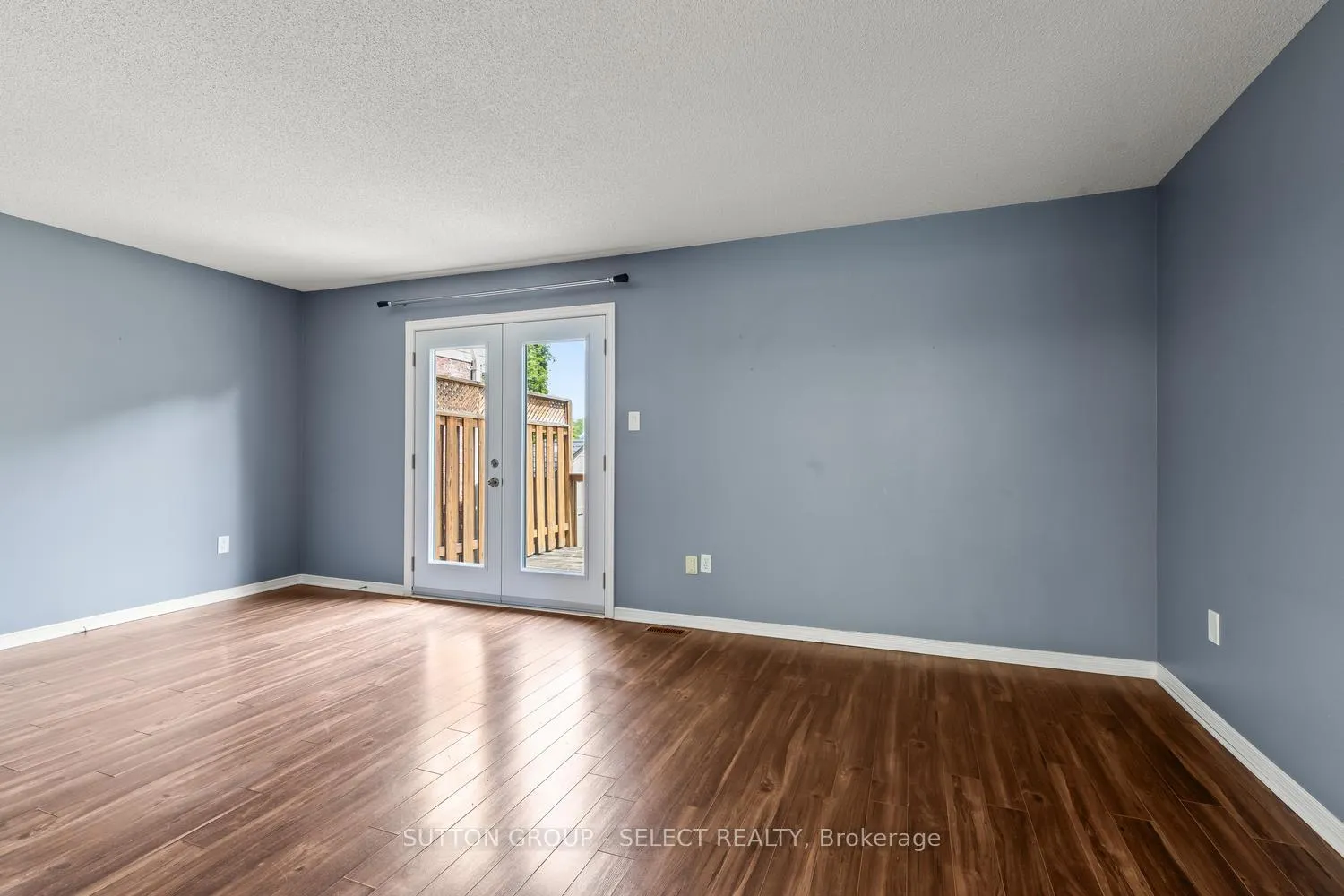 Photo 13 of Unit 16, 20 Kernohan Parkway, London, South D — HOMEH