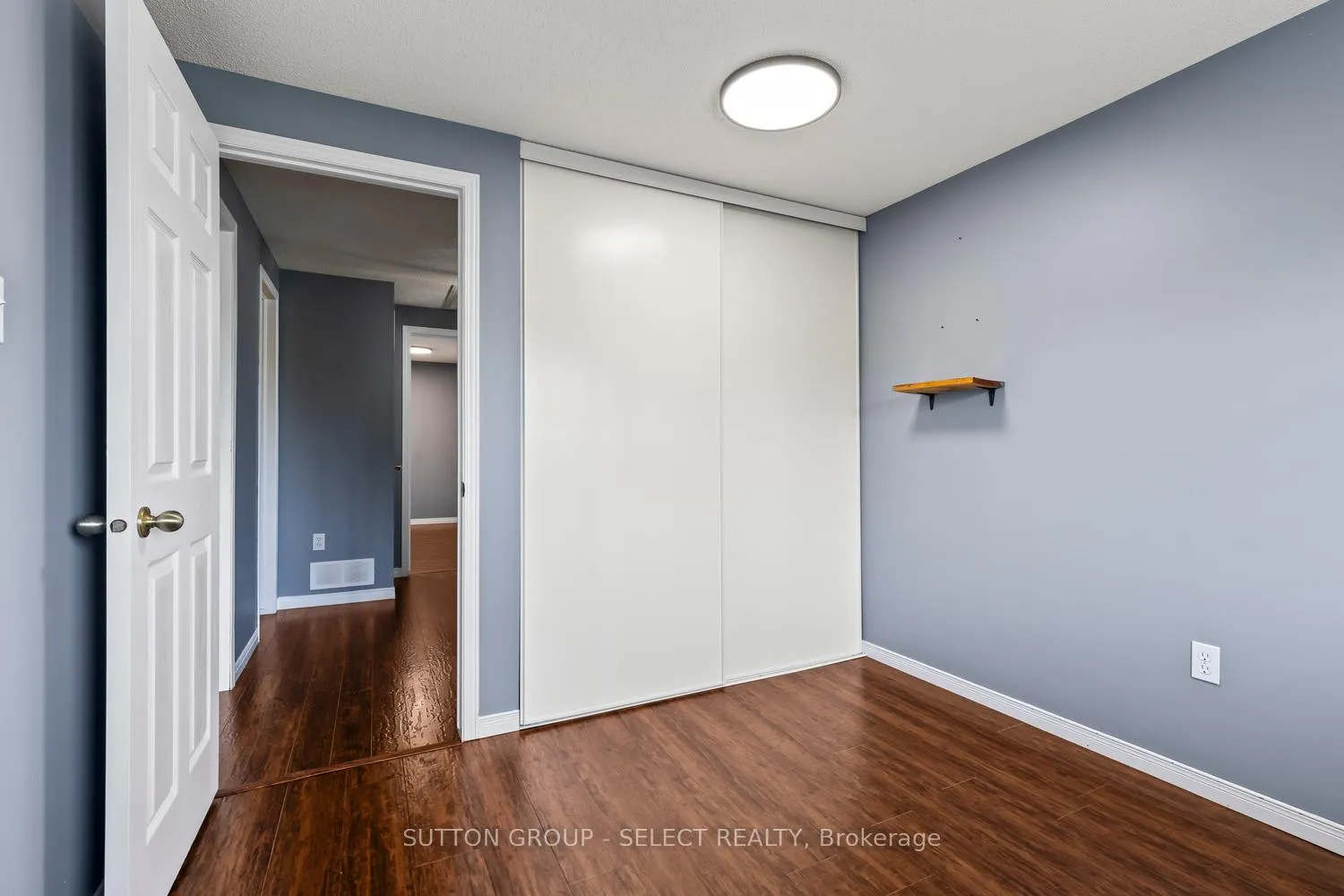 Photo 24 of Unit 16, 20 Kernohan Parkway, London, South D — HOMEH