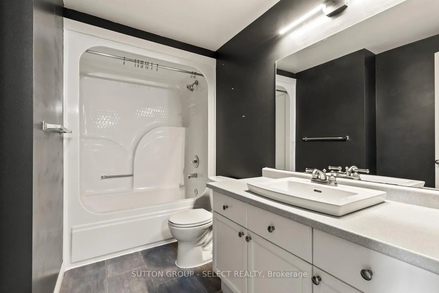 Photo 26 of Unit 16, 20 Kernohan Parkway, London, South D — HOMEH
