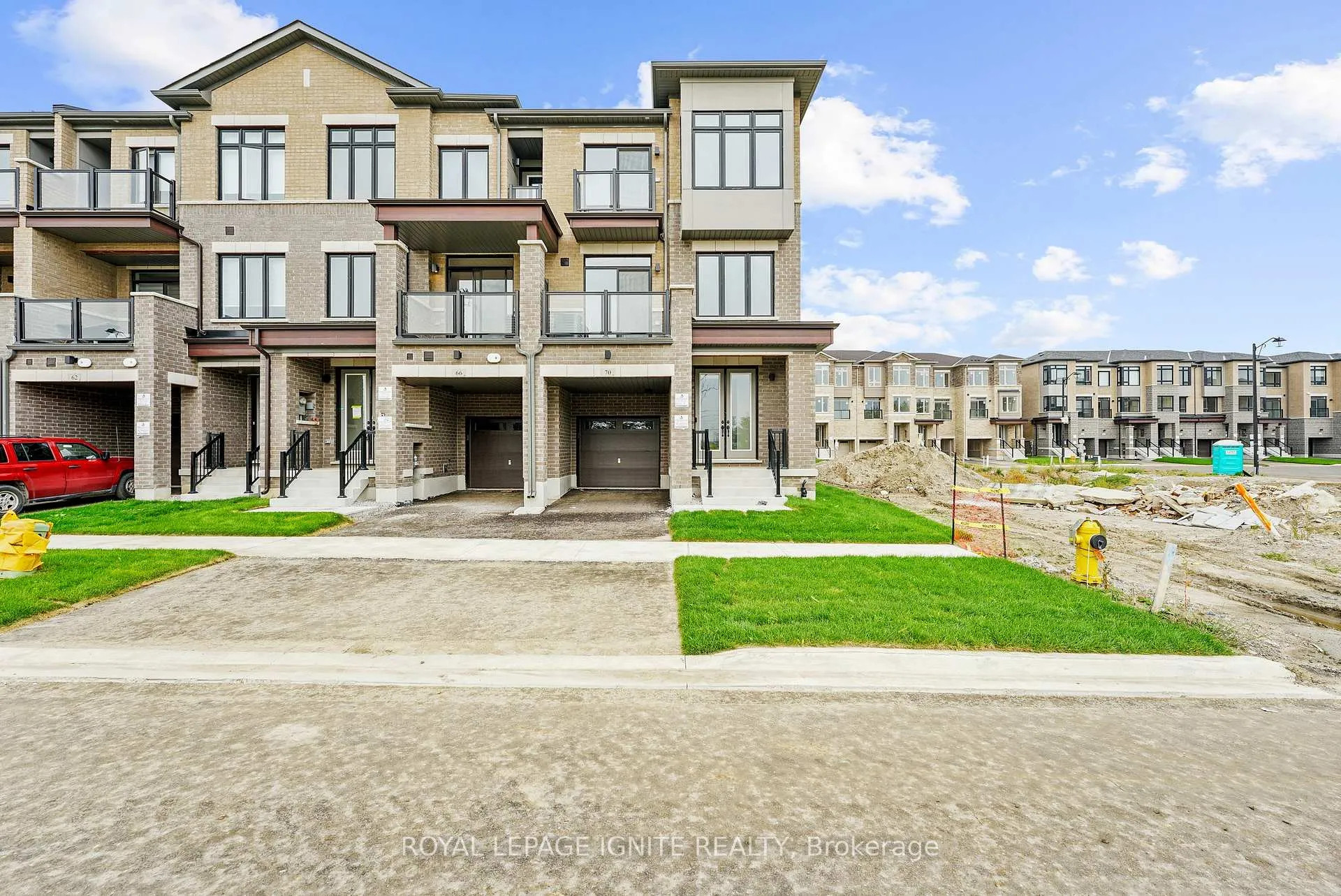Photo 1 of 70 Thule Street, Vaughan, Vellore Village — HOMEH