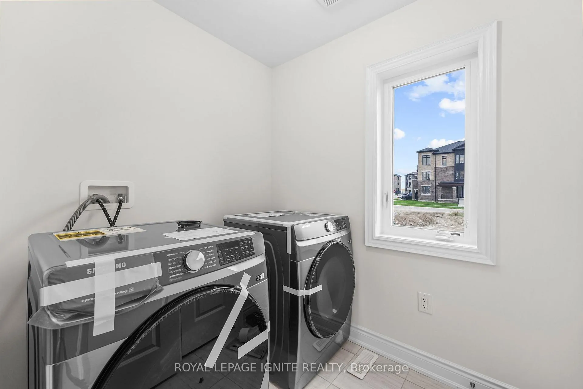 Photo 37 of 70 Thule Street, Vaughan, Vellore Village — HOMEH