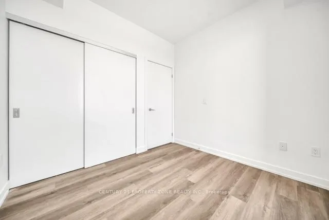 Photo 13 of Unit 1612, 5 Wellington Street, Kitchener, Cherry Hill — HOMEH