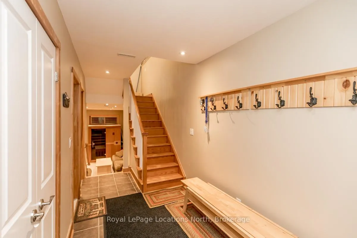 Photo 2 of Unit 6, 104 Farm Gate Road, Blue Mountains — HOMEH