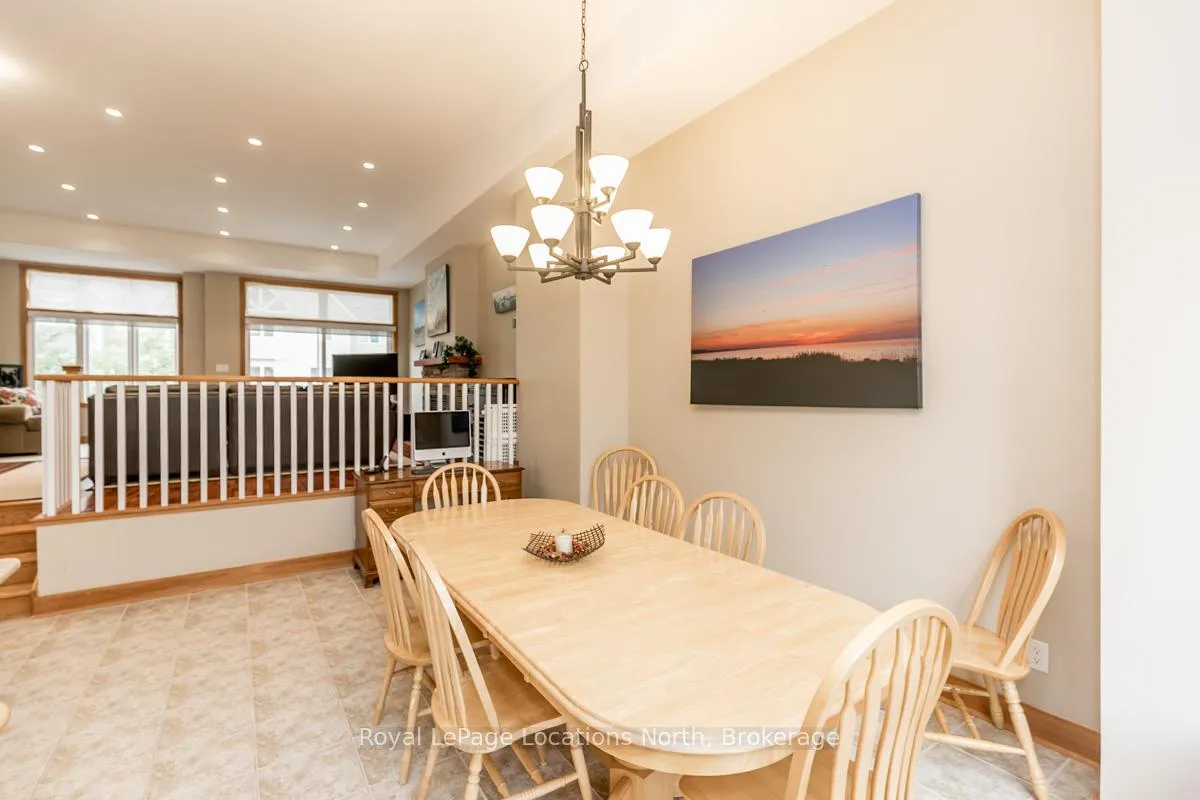 Photo 4 of Unit 6, 104 Farm Gate Road, Blue Mountains — HOMEH