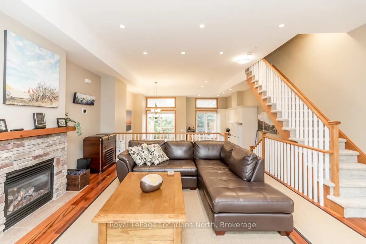 Photo 13 of Unit 6, 104 Farm Gate Road, Blue Mountains — HOMEH
