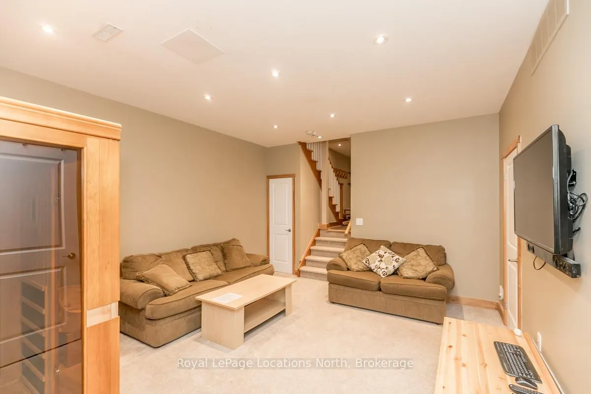 Photo 37 of Unit 6, 104 Farm Gate Road, Blue Mountains — HOMEH