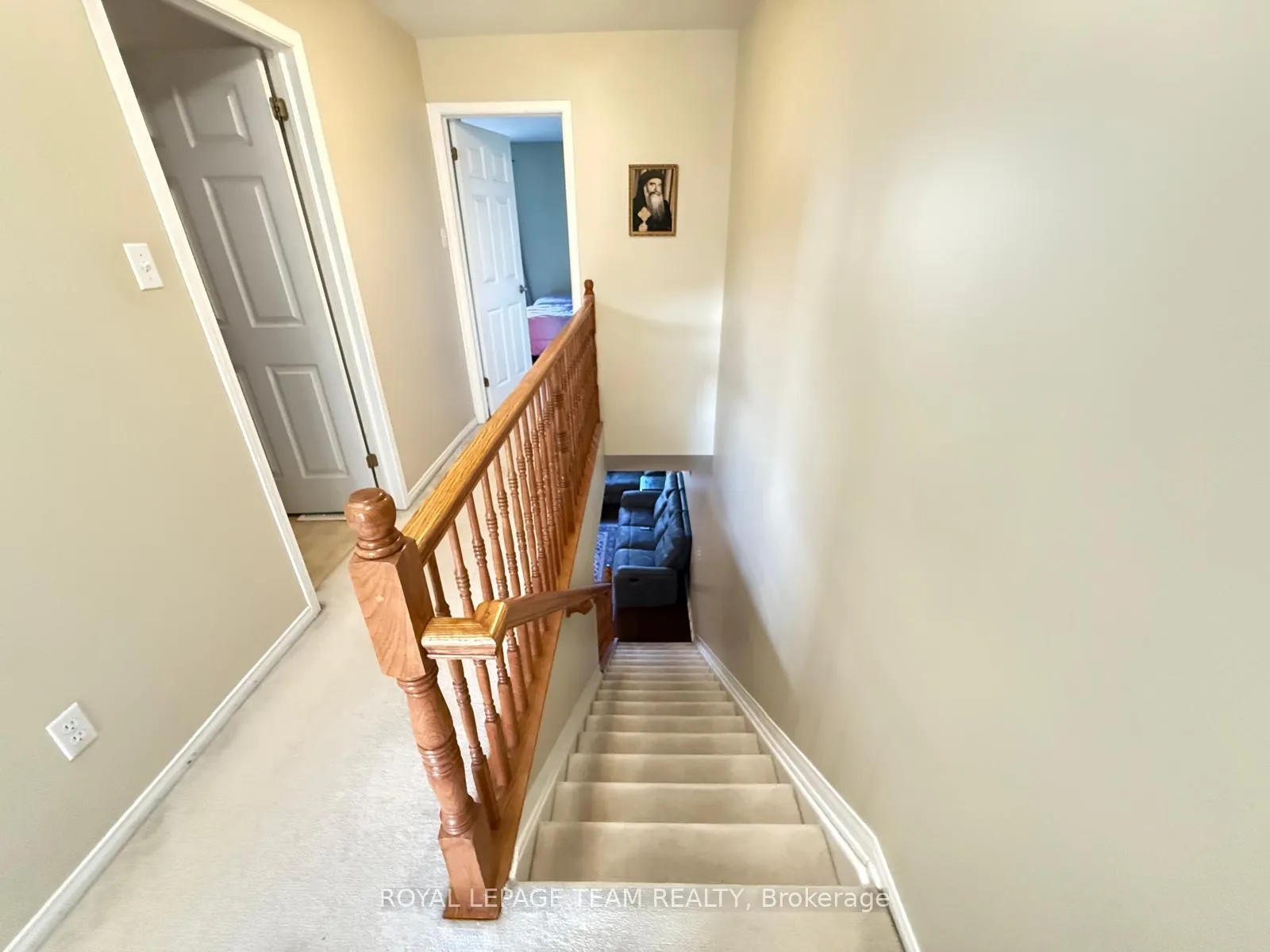 Photo 12 of 390 Crownridge Drive N, Ottawa, Kanata - Emerald Meadows/Trailwest — HOMEH