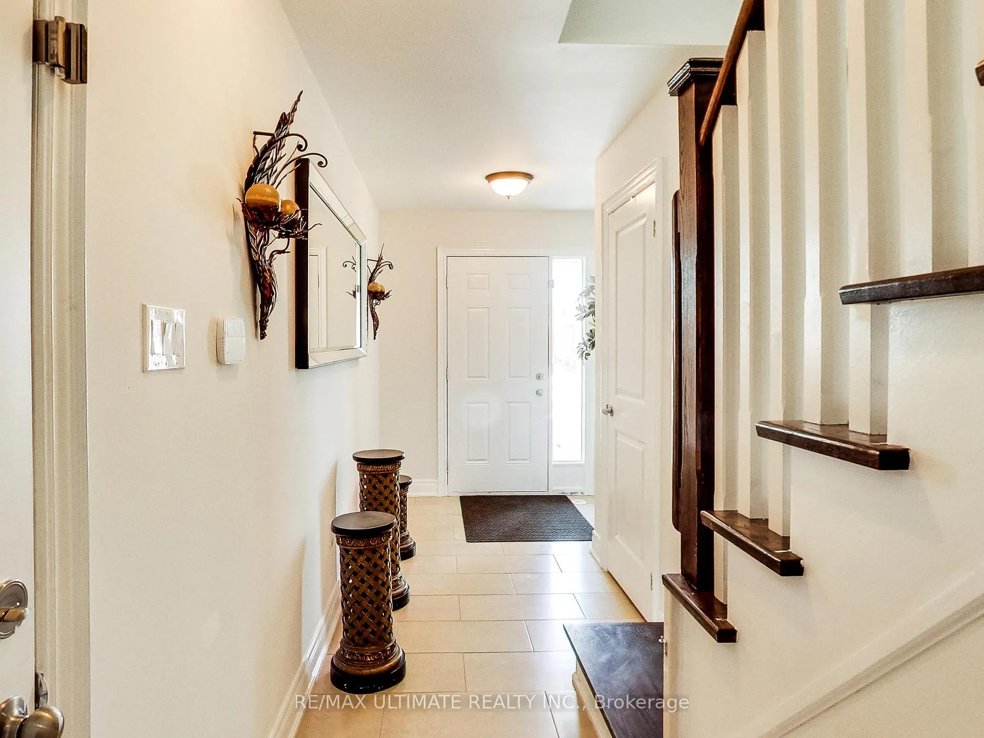 Photo 3 of Unit Apt 1 (Upper), 48 Monclova Road, North York, Downsview-Roding-CFB — HOMEH