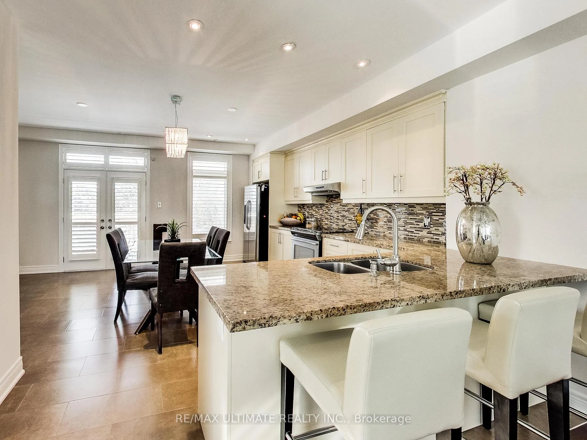 Photo 4 of Unit Apt 1 (Upper), 48 Monclova Road, North York, Downsview-Roding-CFB — HOMEH